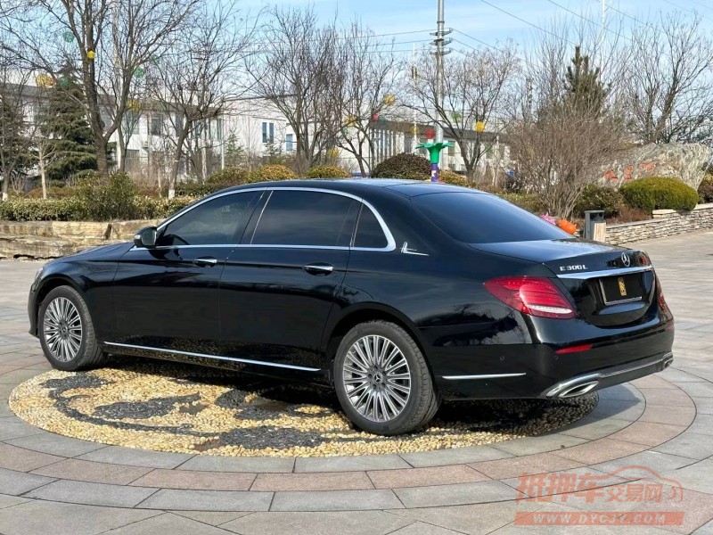 青岛20年奔驰E5