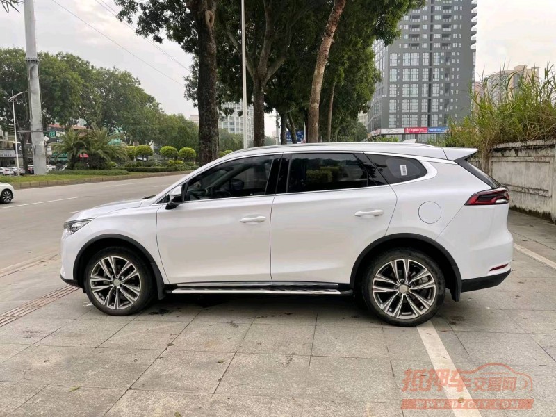 东莞20年比亚迪唐8