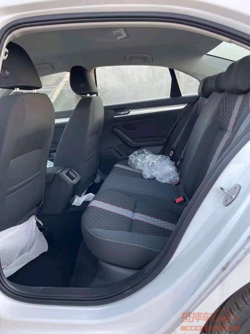 济南22年大众凌渡3