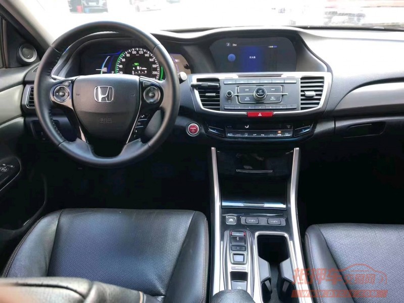 北京17年本田雅阁8