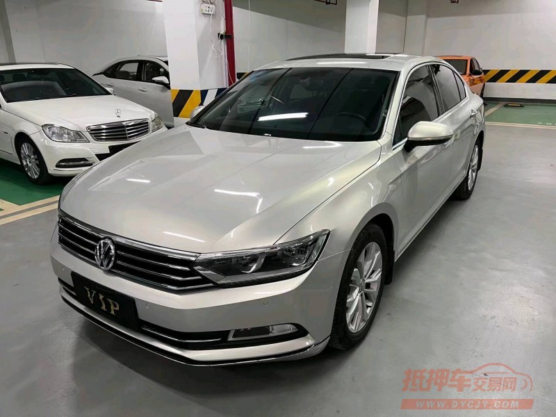 成都17年大众迈腾2