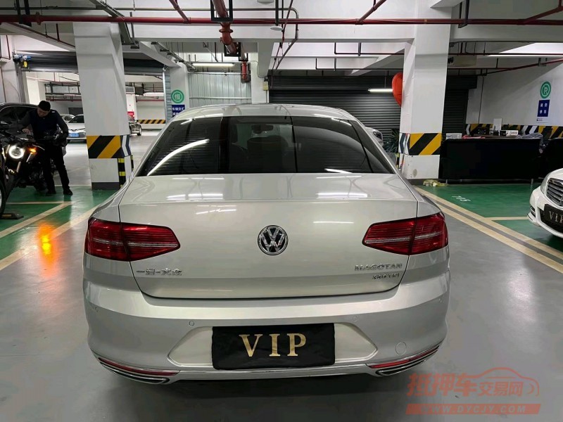 成都17年大众迈腾9