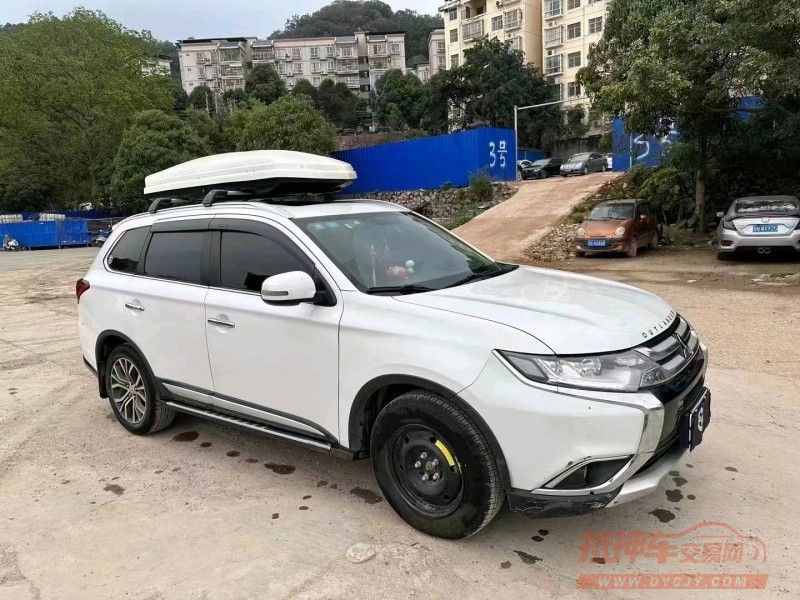 邯郸19年三菱欧蓝德2