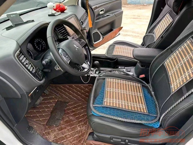 邯郸19年三菱欧蓝德3