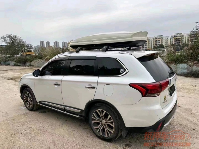 邯郸19年三菱欧蓝德7