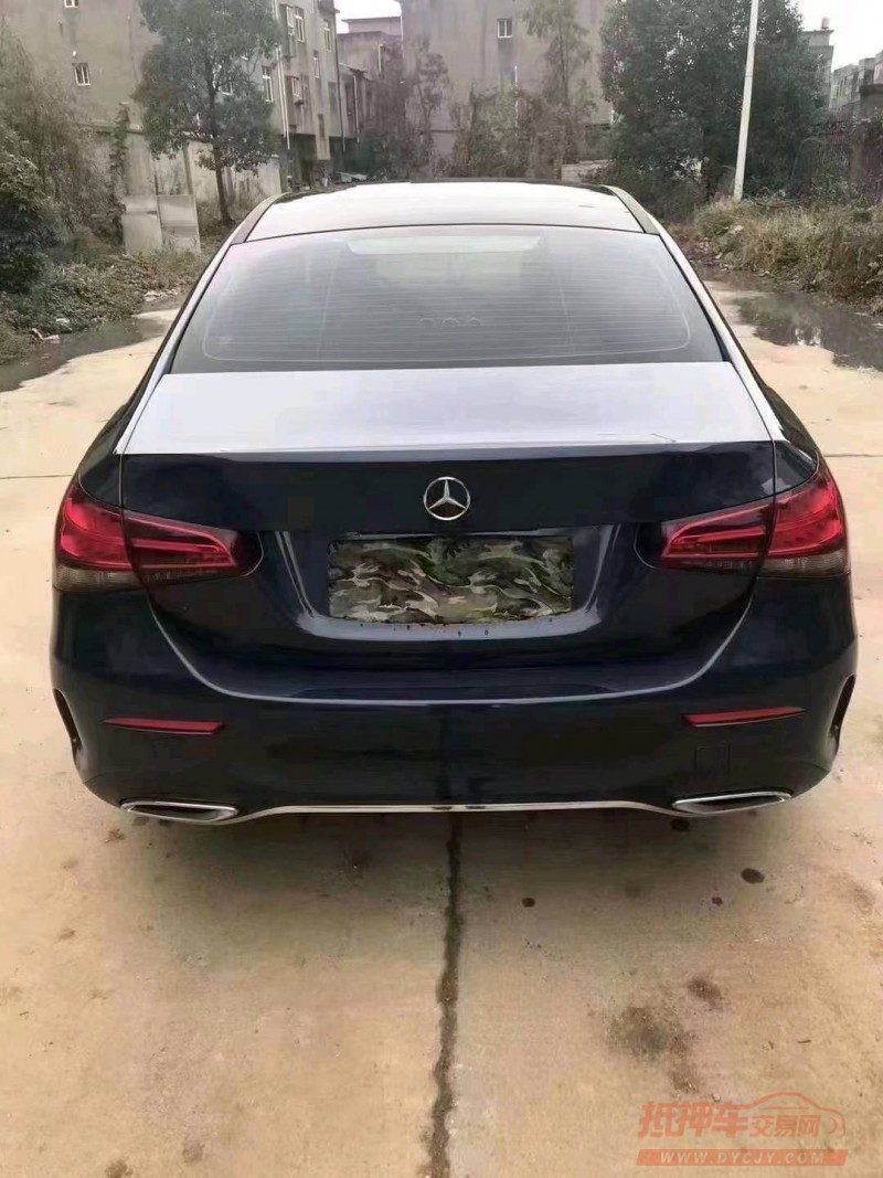 宜昌19年奔驰A2