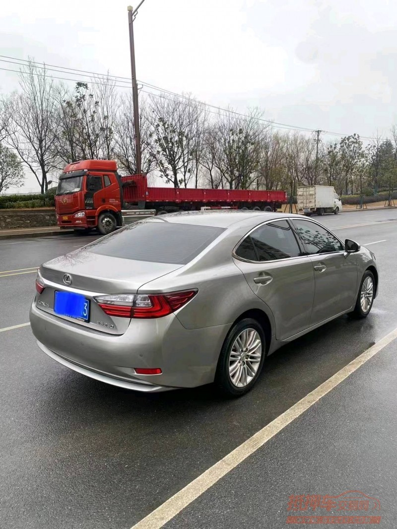 邯郸17年雷克萨斯ES3