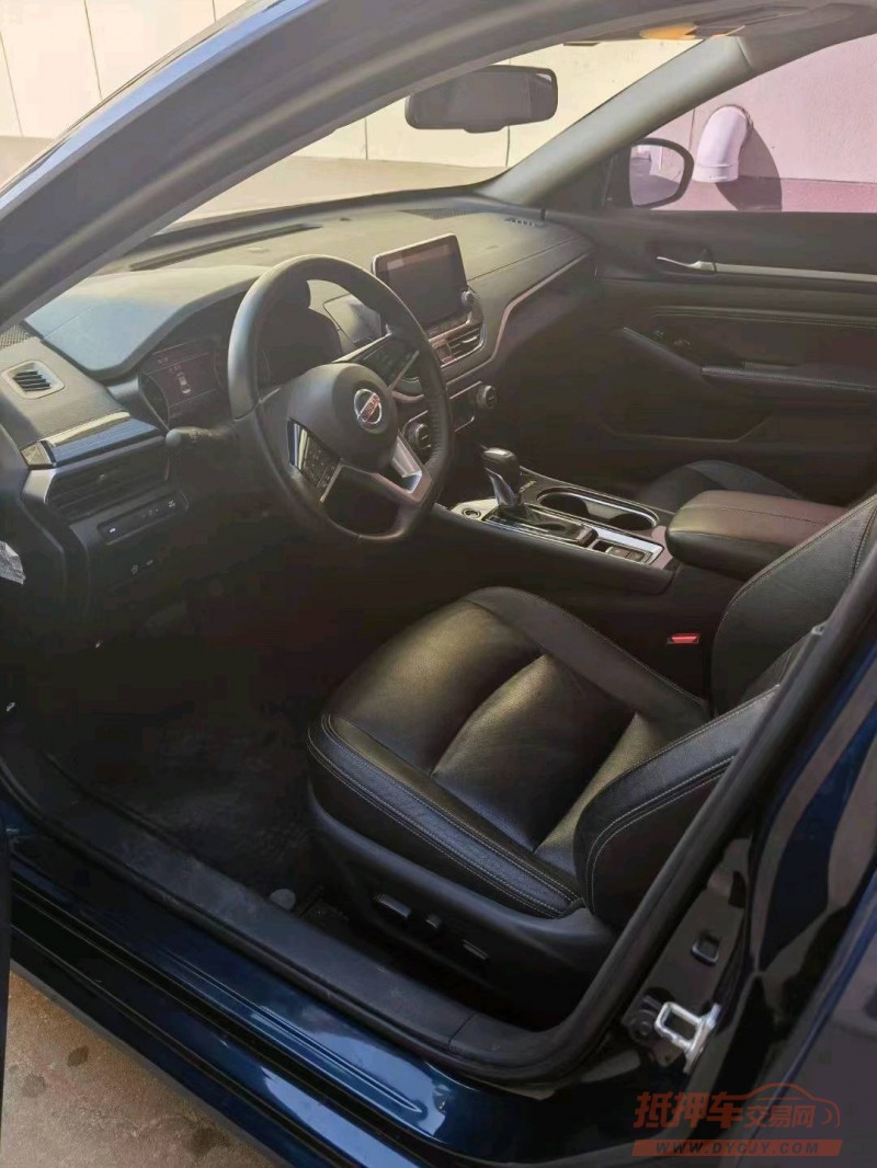 邯郸19年日产天籁3