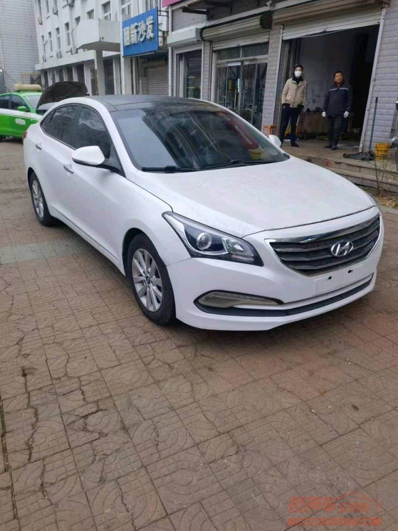 邯郸14年现代名图3