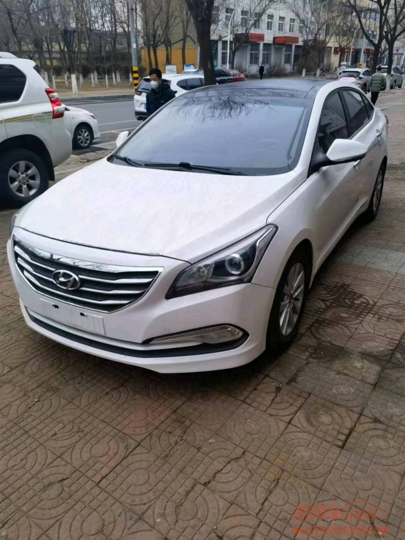 邯郸14年现代名图2