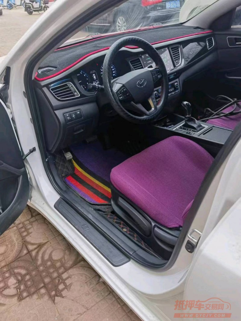 邯郸14年现代名图8