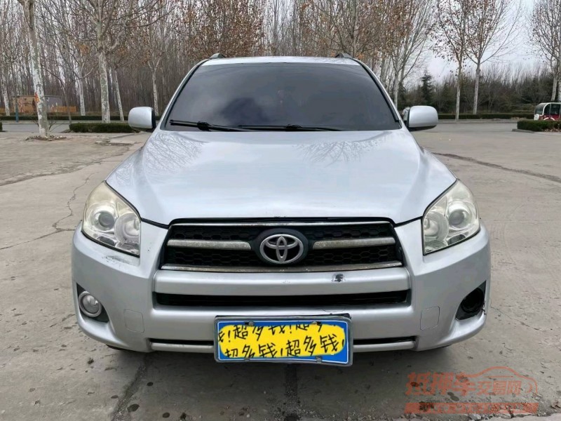 东营11年丰田RAV46