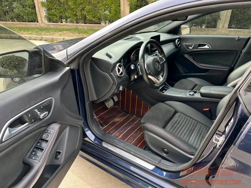 盐城18年奔驰CLA3