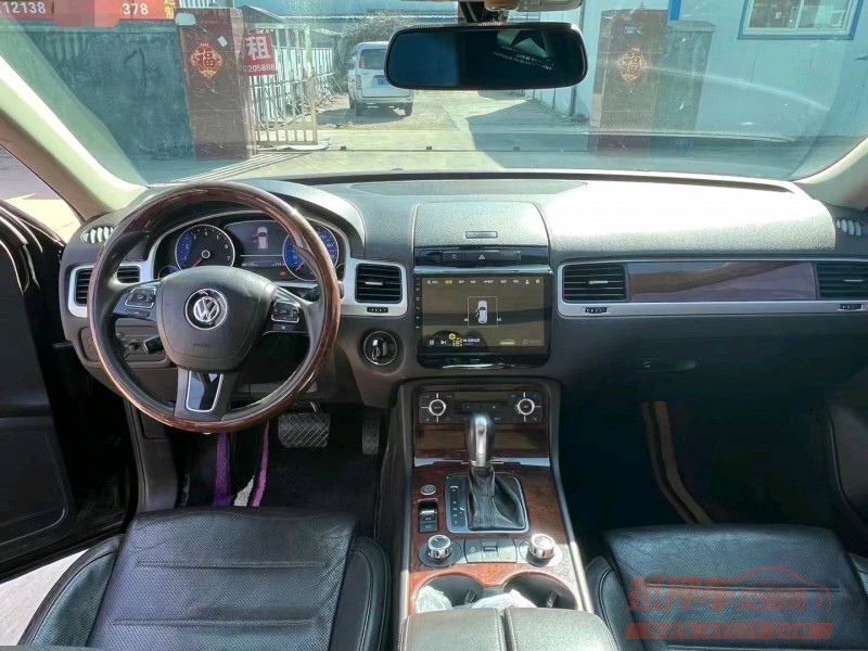 济南13年大众途锐9