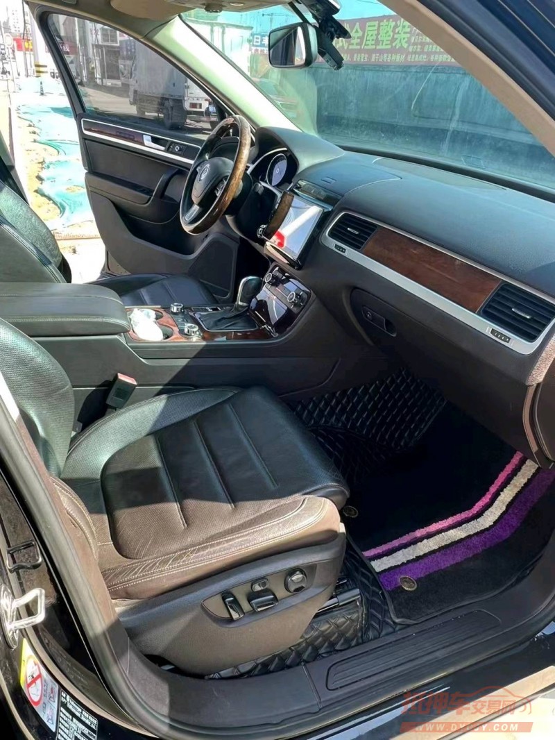 济南13年大众途锐8