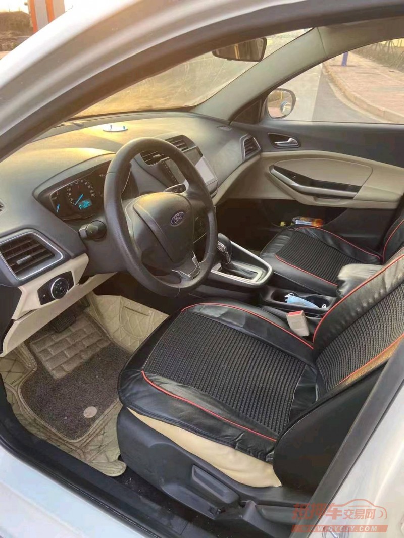 淮南17年福特福睿斯8
