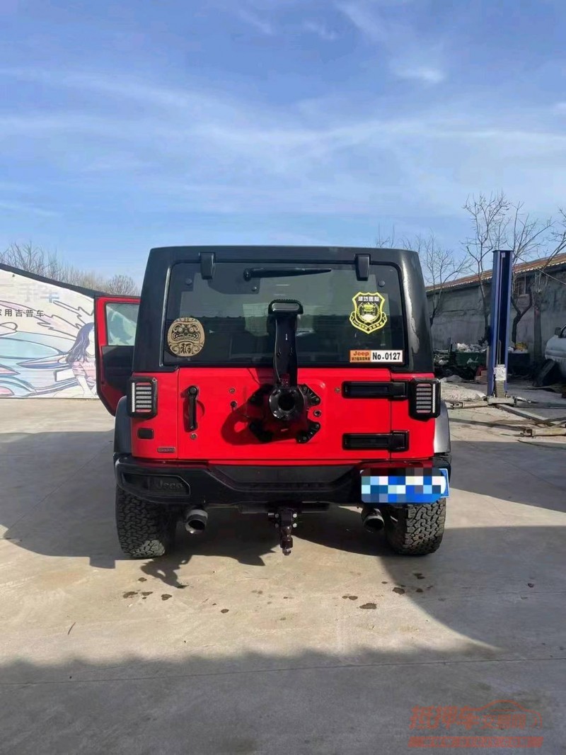 枣庄18年Jeep牧马人9