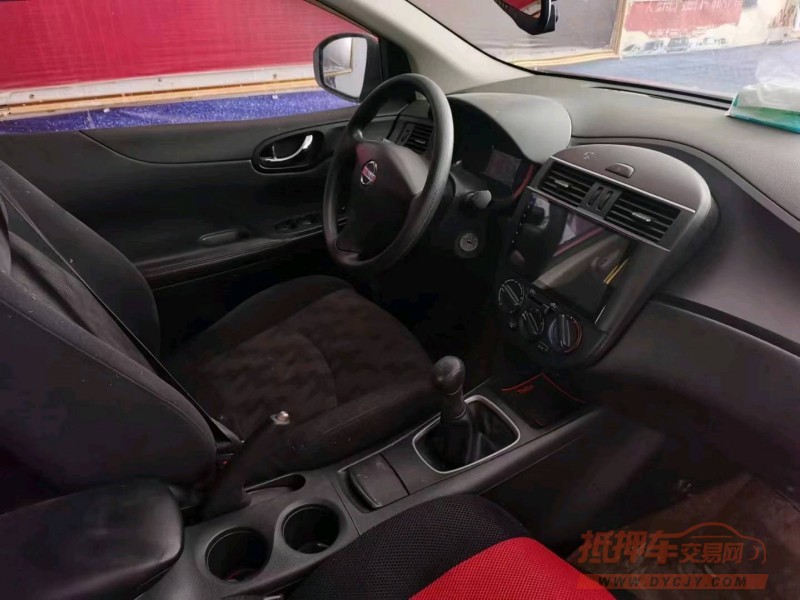 宜昌12年日产骐达2