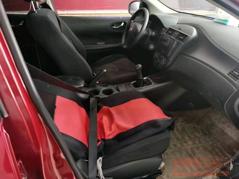 宜昌12年日产骐达3