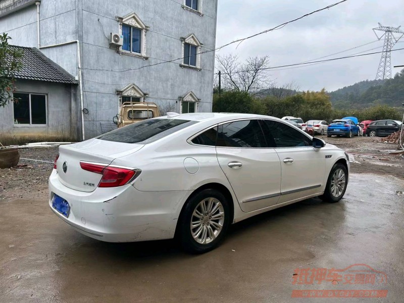 嘉兴17年别克君越5