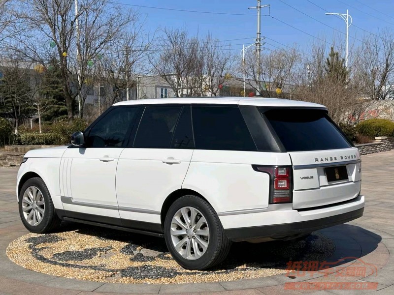 青岛15年路虎揽胜行政5