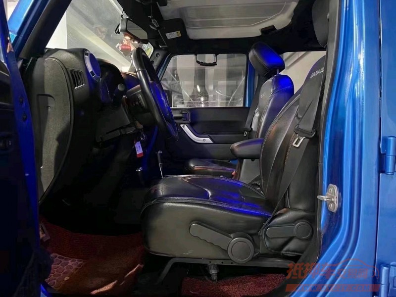 枣庄16年Jeep牧马人3