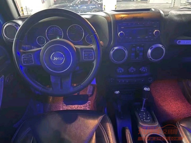 枣庄16年Jeep牧马人1