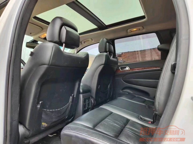 枣庄13年Jeep大切诺基3