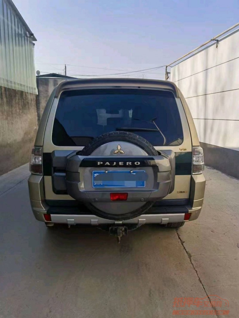 邯郸14年三菱帕杰罗2