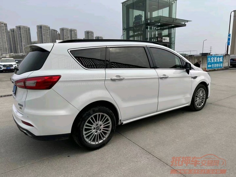 宜昌18年力帆汽车轩朗8