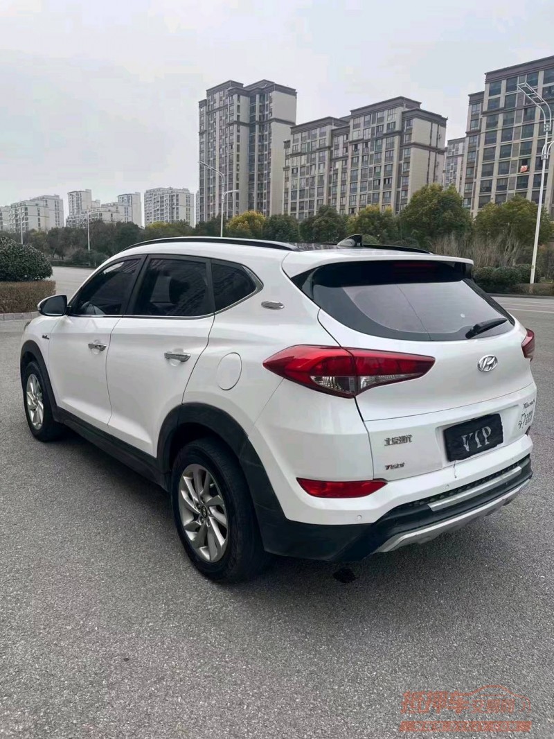 淮南17年现代途胜4