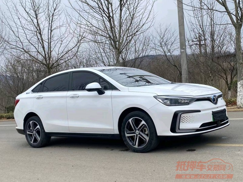 徐州22年北汽新能源EU系列2