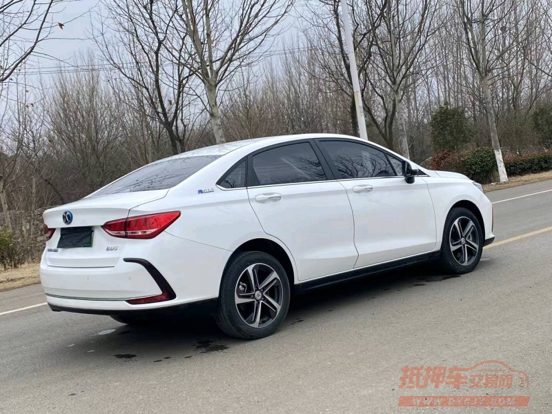 徐州22年北汽新能源EU系列7