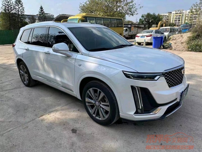梧州20年凯迪拉克XT67