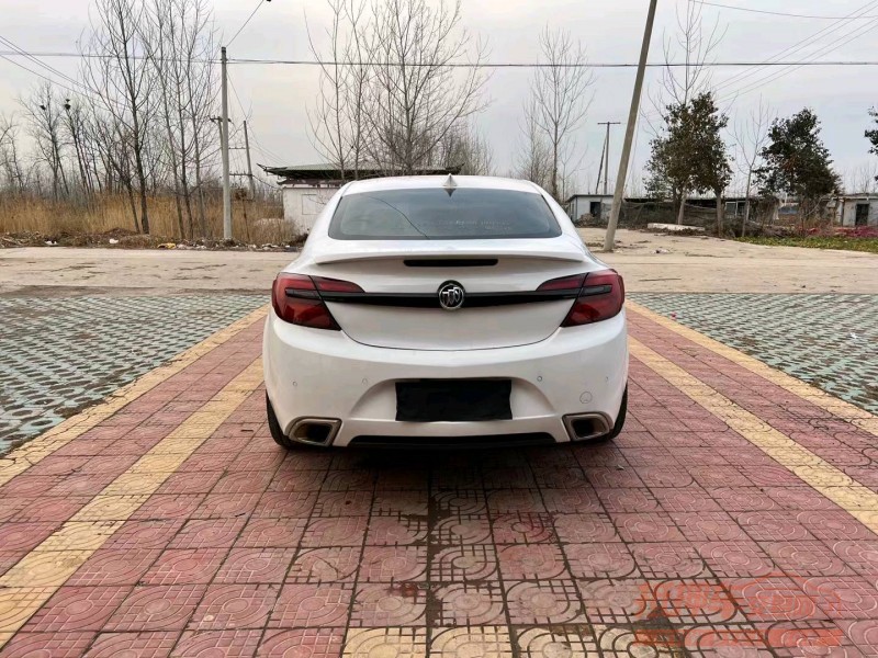 徐州15年别克君威9