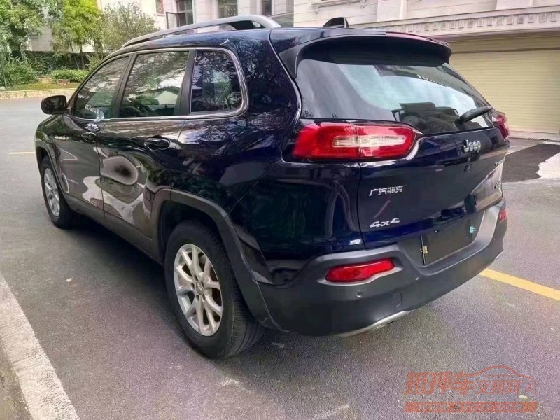 珠海16年Jeep自由光7