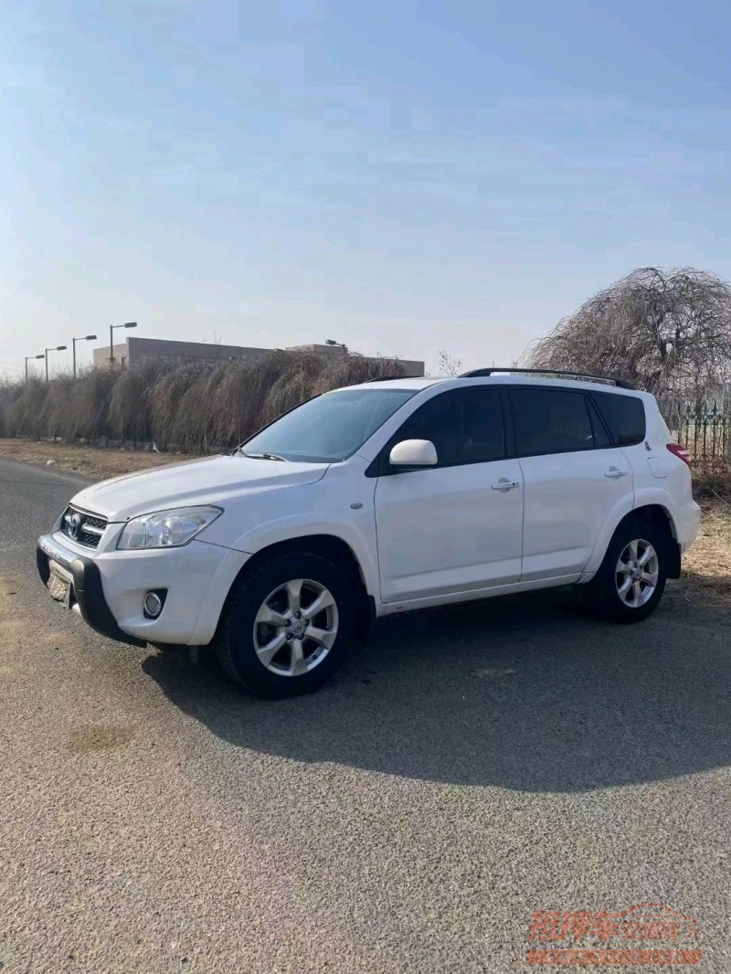 沈阳11年丰田RAV4荣放3