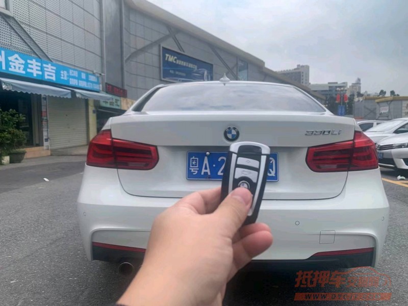 广州19年宝马3系9