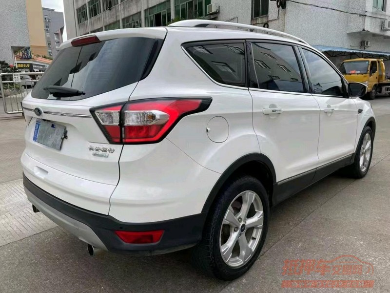 中山19年福特翼虎5