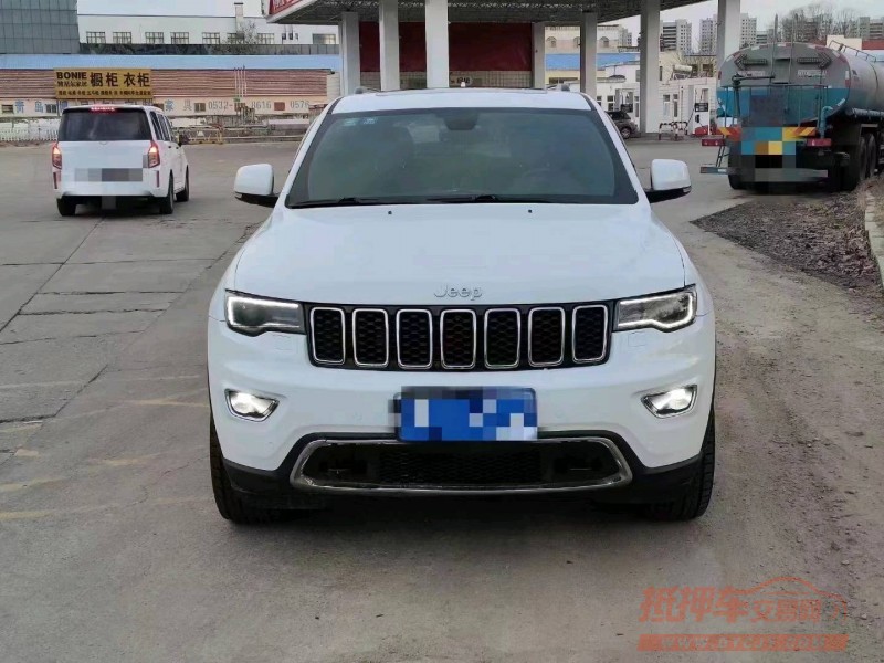枣庄18年Jeep大切诺基1