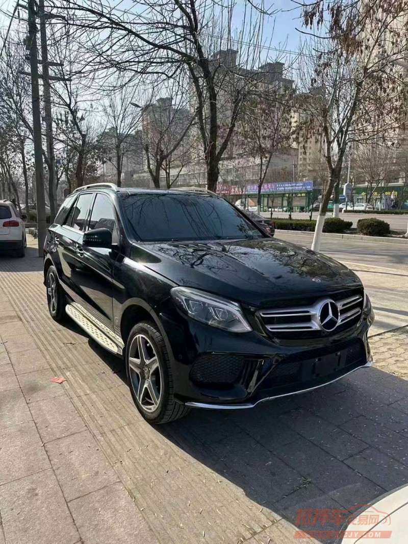 枣庄17年奔驰GLE1