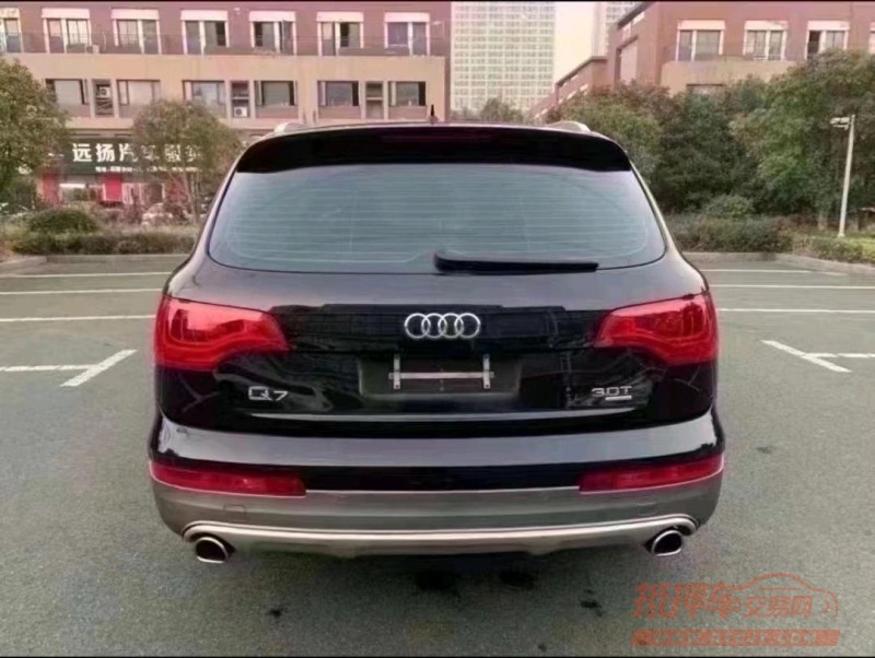 济南15年奥迪Q77