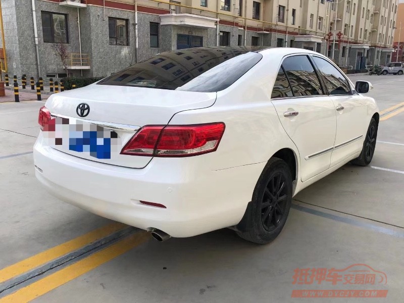 保定12年丰田凯美瑞4