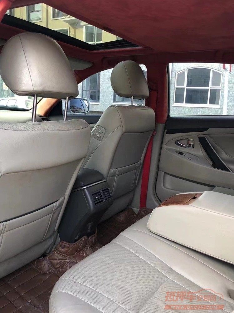 保定12年丰田凯美瑞9