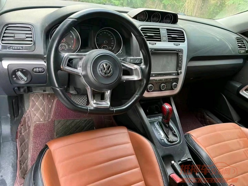 济南15年大众尚酷6