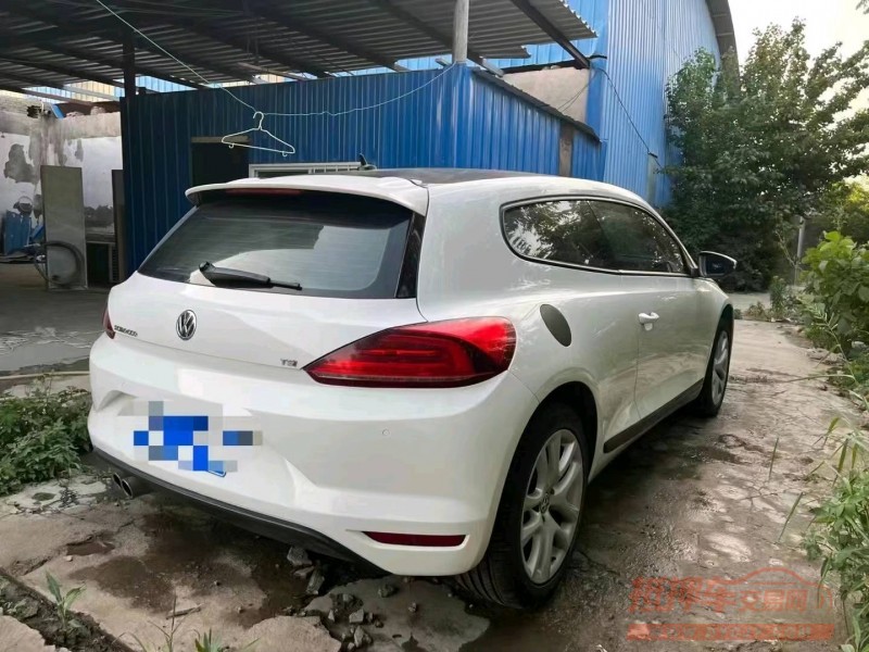 济南15年大众尚酷2