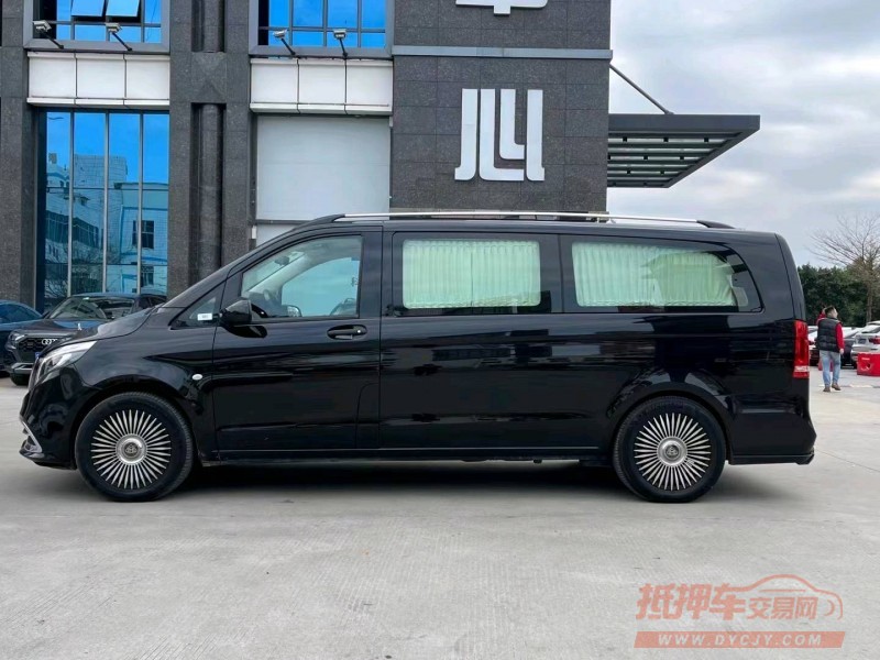 东莞22年奔驰威霆4