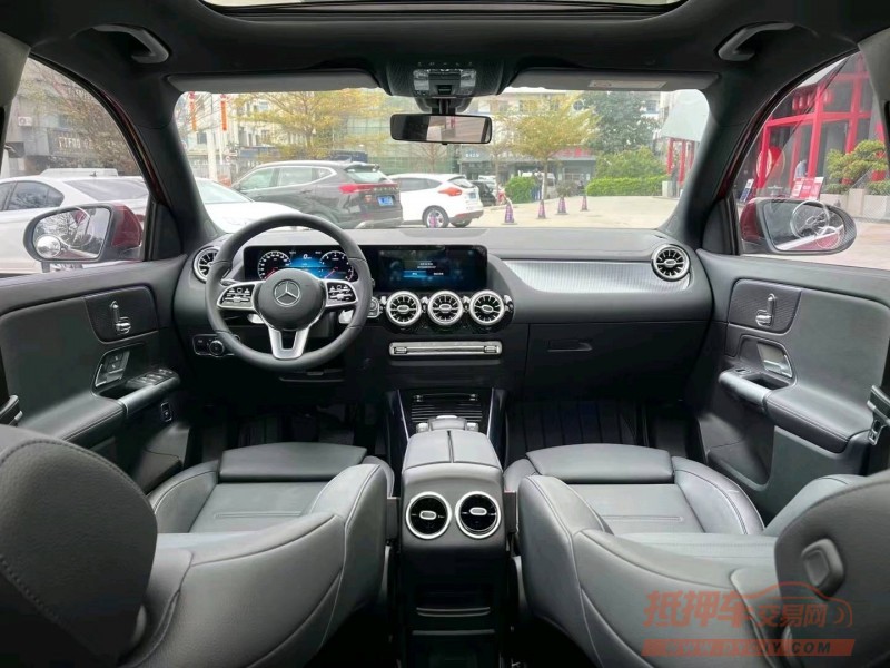 东莞21年奔驰GLA5