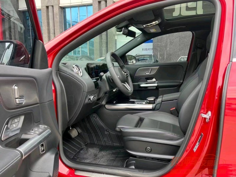 东莞21年奔驰GLA7