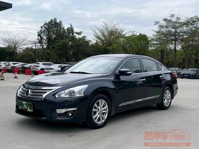 东莞13年日产天籁3